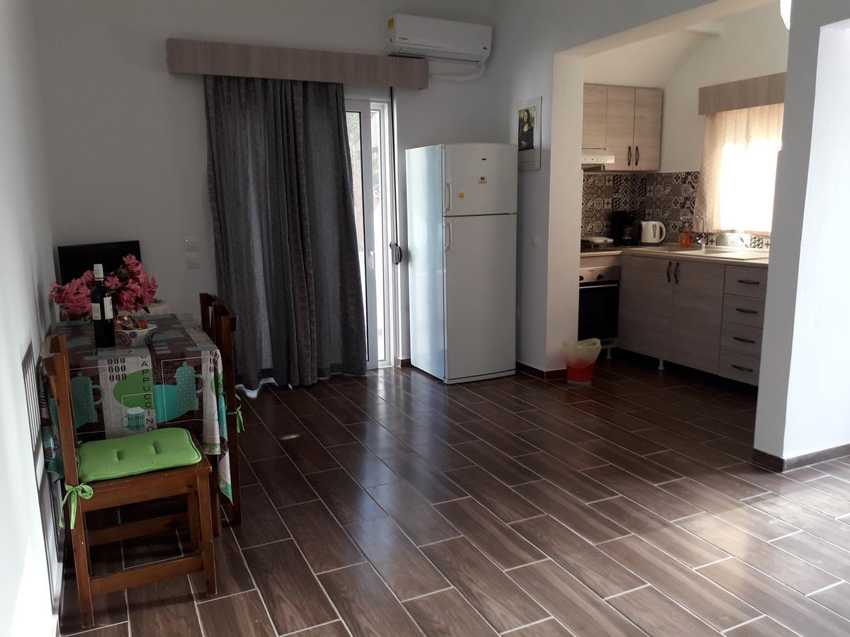 Petasos Apartments 1 Jenadi Zewnętrze zdjęcie